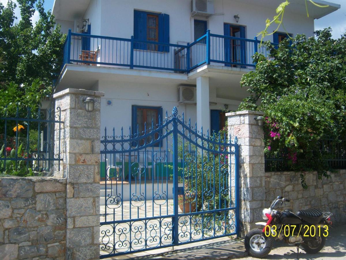 Smile Stella Studios Skopelos Habitación foto
